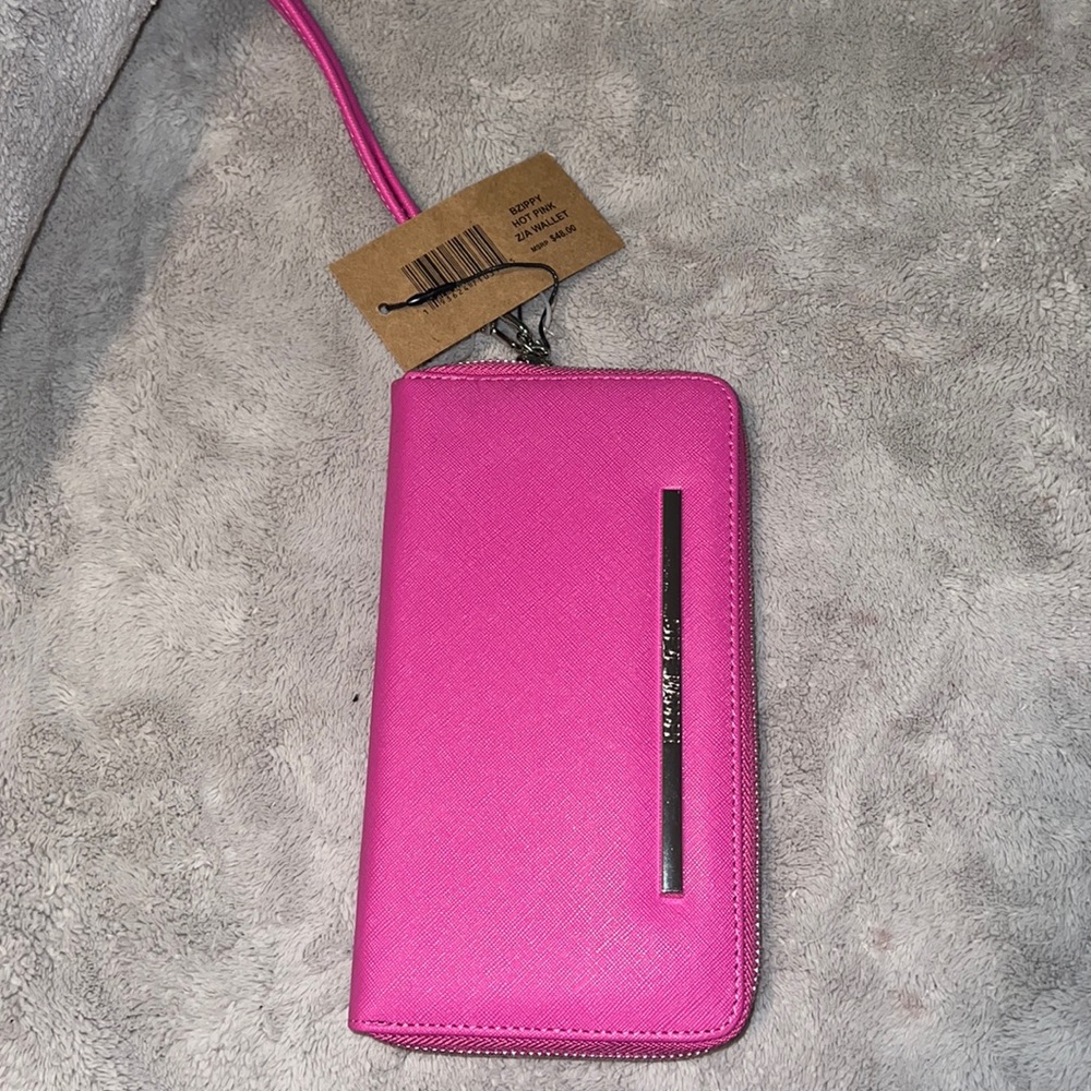 pink steve madden wallet